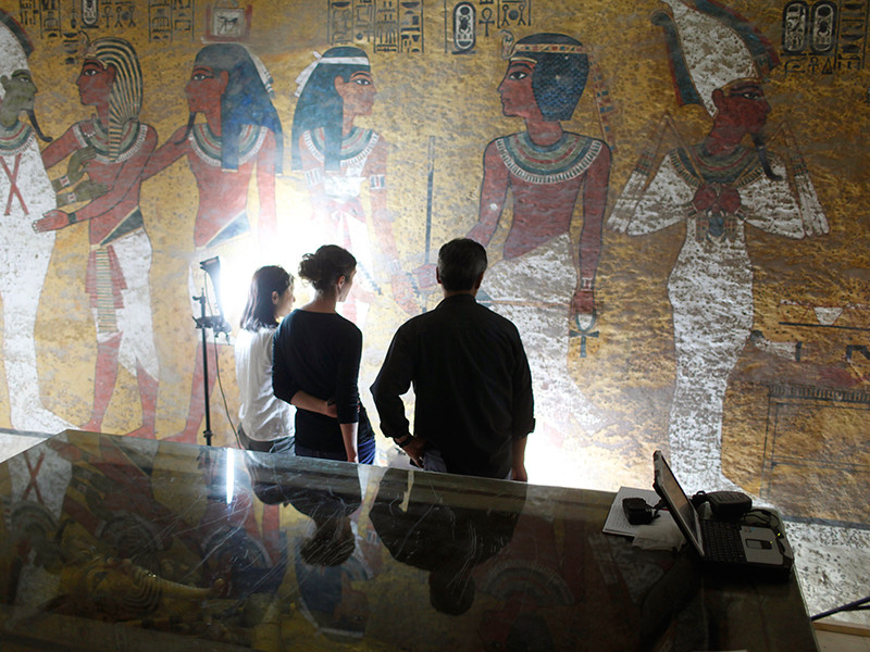 Власти Египта признали отсутствие потайных комнат в гробнице Тутанхамона
