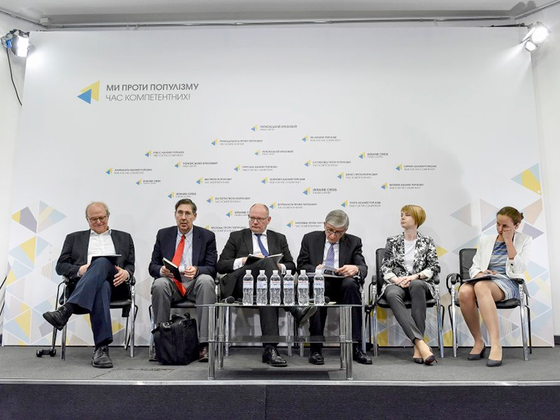 Аналитики Atlantic Council оценили потери Украины от "российской агрессии" в 100 млрд долларов
