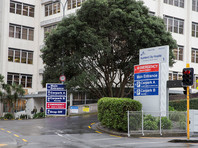 Роды проходили в одной из больниц Окленда, врачи которой сообщили, что провели искусственную стимуляцию родов