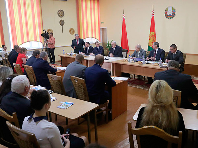 Лукашенко заявил об угрозе аннексии Белоруссии другим государством