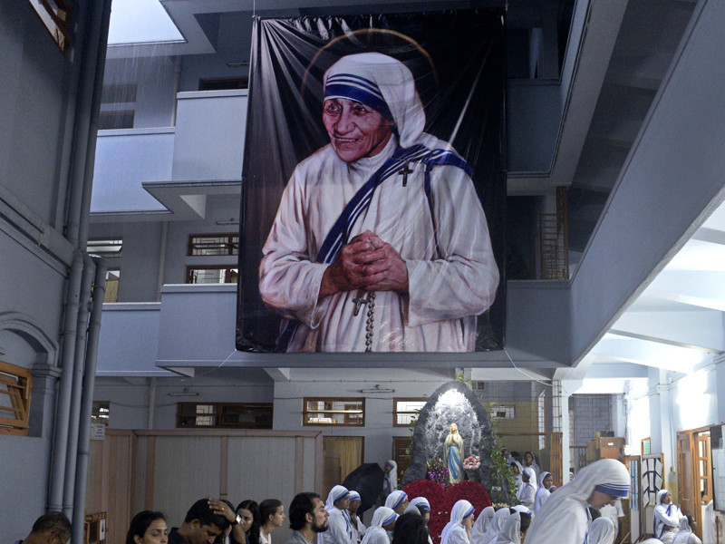 Монахинь ордена матери Терезы в Индии заподозрили в торговле детьми