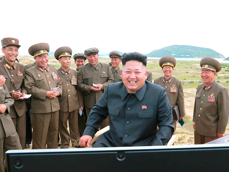 Американская разведка, основываясь на новой информации по Северной Корее, пришла к выводу, что Ким Чен Ын не собирается полностью отказываться от ядерного оружия, а, напротив, ищет варианты, чтобы утаить истинные объемы реальное количество боеголовок и объекты для их производства

