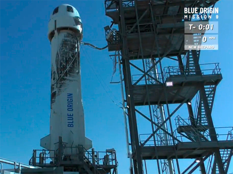 Американская компания Blue Origin Джеффа Безоса провела новое успешное испытание суборбитального корабля New Shepard