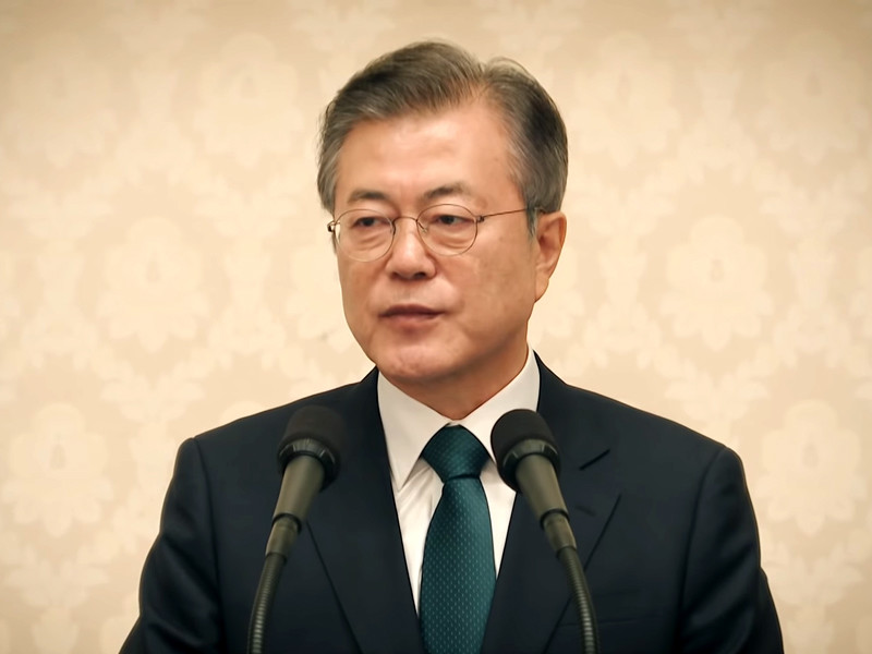 Президент Южной Кореи Мун Чжэ Ин заявил, что нацелен на создание единого экономического сообщества с КНДР и обеспечение свободы передвижения между двумя странами