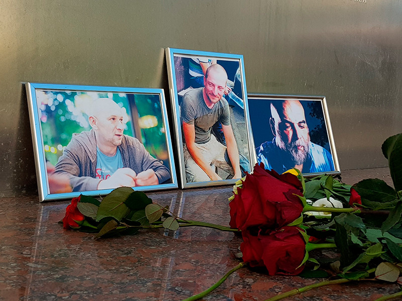 "Новая газета" опубликовала фрагменты показаний водителя журналистов, убитых в ЦАР
