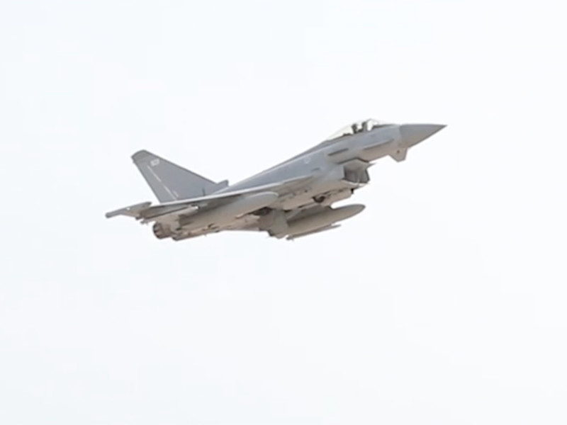 Истребители британских ВВС вылетали на перехват российского самолета над Черным морем