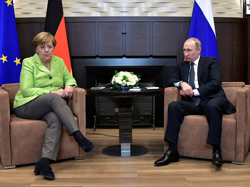 Названы дата и место встречи Путина с Меркель