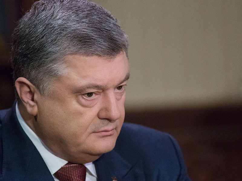 На Украине вступил в силу указ украинского президента Петра Порошенко о разрыве договора о дружбе с Россией