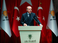 По словам Эрдогана, резкое падение курса турецкой лиры к доллару стало "попыткой экономического убийства" Турции