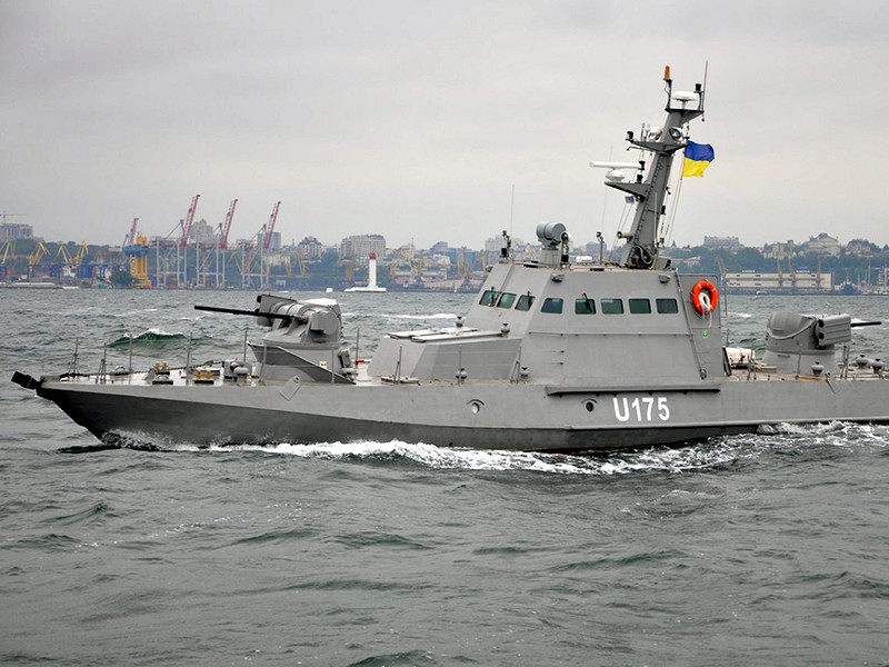 Заместитель министра инфраструктуры Юрий Лавренюк 10 сентября сообщил в Facebook, что Украина завершила переброску в Азовское море двух бронекатеров типа "Гюрза-М"