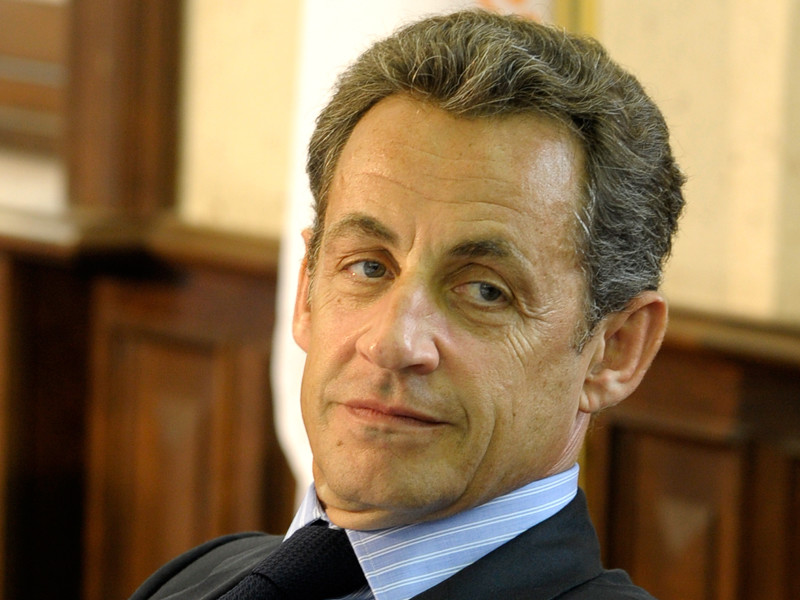 Ходатайство Саркози против передачи его дела в суд отклонено
