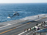 Вертолет ВМС США MH-60 упал на палубу авианосца Ronald Reagan в Филиппинском море, есть пострадавшие