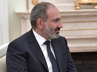 Премьер-министр Армении Никол Пашинян вывел людей на улицу, чтобы бороться против "контрреволюции" в парламенте