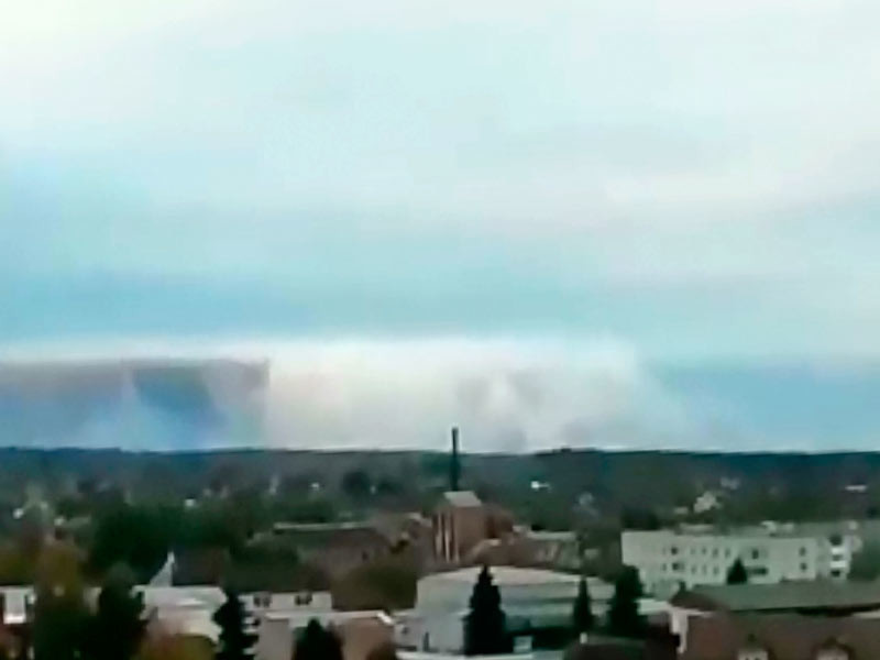 Снаряды рвутся под Черниговом на Украине: идет эвакуация тысяч мирного населения 