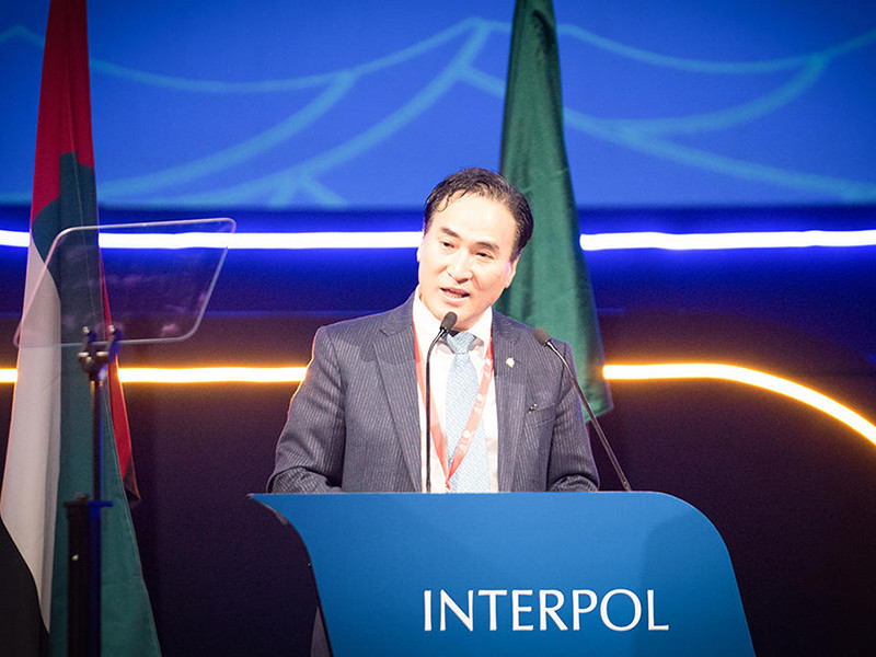 Новым главой Интерпола на двухлетний срок избран представитель Южной Кореи Ким Чон Ян