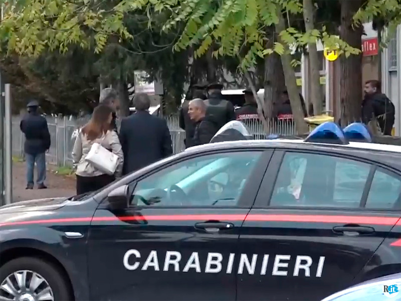 В Италии беглый член мафии захватил в заложники сотрудников почты