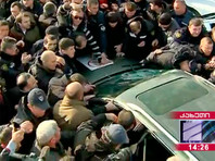 На востоке Грузии произошли стычки между участниками акции протеста и полицией