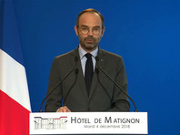 После трех недель протестов французские власти решили ввести мораторий на рост топливных налогов