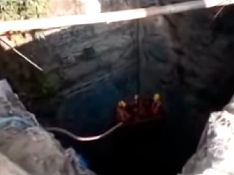 В Индии спасатели обнаружили скелеты в затопленной шахте, где пропали 15 горняков