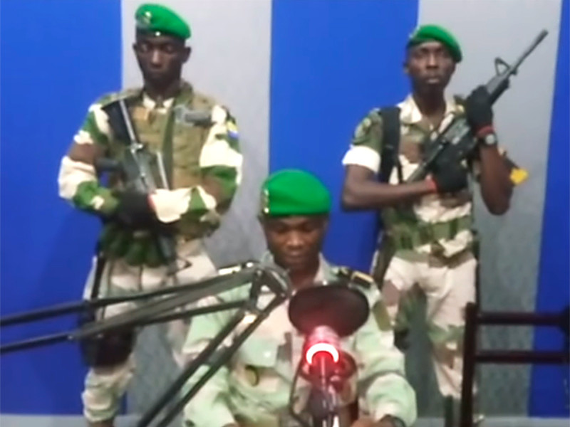 Военные Габона объявили о захвате власти в этом африканском государстве с целью восстановления демократии в стране