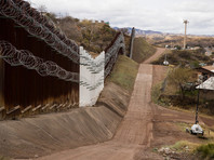 Республиканцы и демократы в Конгрессе США достигли принципиальной договоренности по вопросам обеспечения безопасности на границе, чтобы избежать таким образом новой приостановки работы федерального правительства 15 февраля