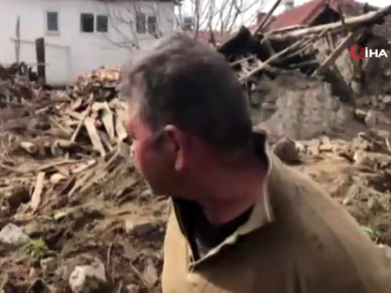 Мощное землетрясение привело к разрушениям на юго-западе Турции