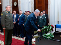 Израиль не прекращал попыток найти своего солдата более 37 лет. 4 апреля в Москве в Минобороны РФ останки Баумеля были переданы премьер-министру Израиля Биньямину Нетаньяху для погребения в тот же день на родной земле

