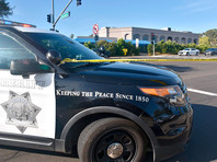 Три человека пострадали в субботу в результате стрельбы в синагоге в городе Поуэй (штат Калифорния)


