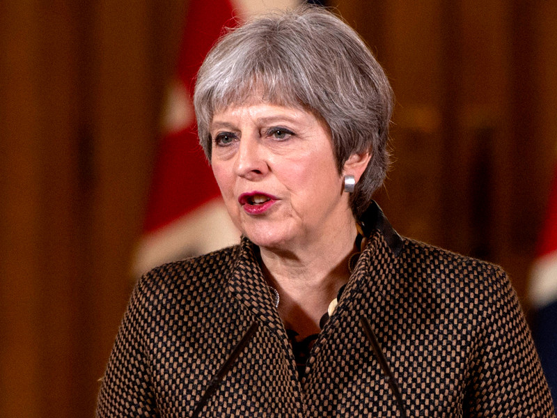 Премьер-министр Великобритании Тереза Мэй сожалеет о том, что ее стране неизбежно придется провести выборы в Европарламент, хотя королевство и выходит из ЕС