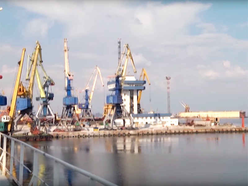 Украинские порты заявили об убытках на сотни миллионов долларов из-за Крымского моста