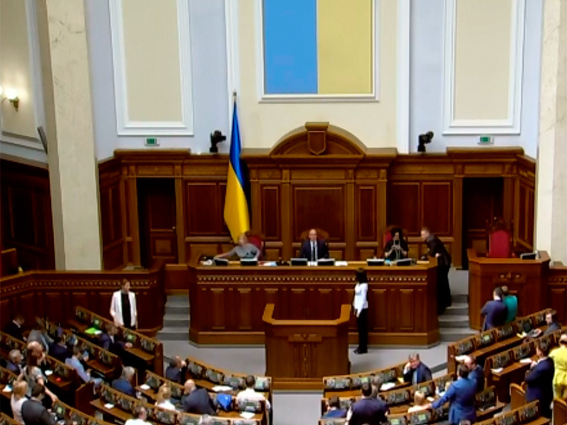 Верховная рада отказалась рассматривать законопроекты Зеленского об изменениях в системе выборов