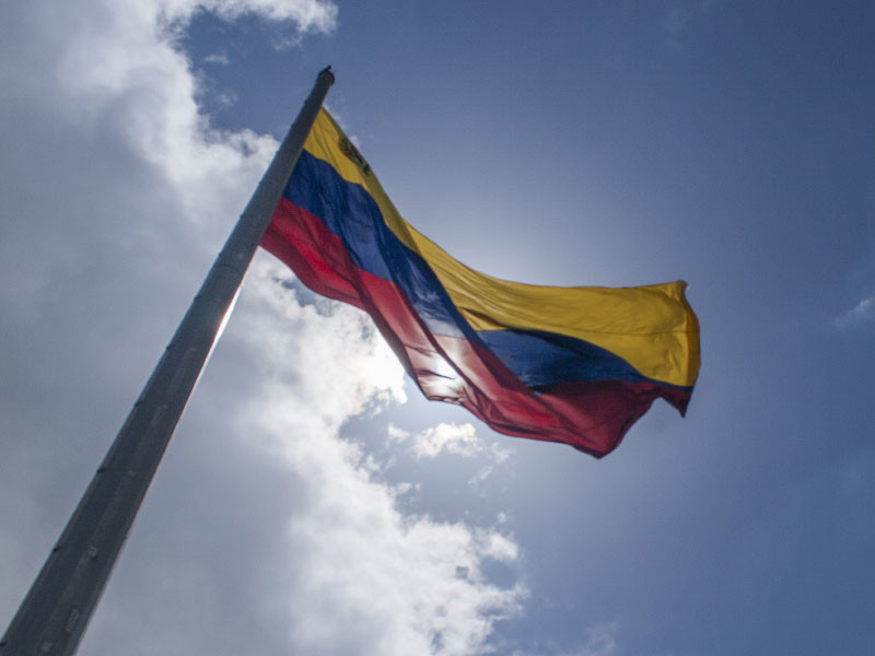 Число жителей Венесуэлы, покинувших страну, достигло 4 млн