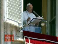 Ранее Папа Римский Франциск выпустил специальное руководство по противостоянию случаям педофилии в лоне церкви, в котором все священнослужители обязуются сообщать о подобных случаях церковному руководству
