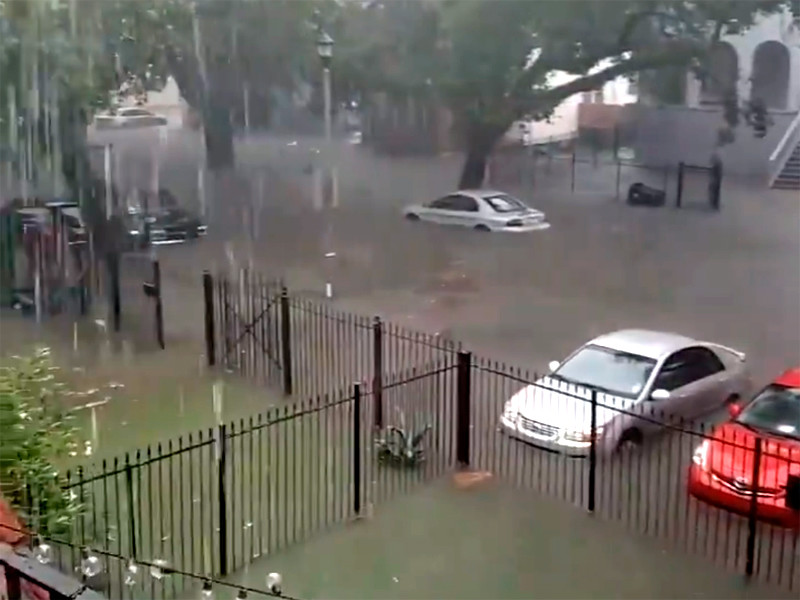 Тропический шторм "Барри" надвигается на юг США и уже устроил потоп в Новом Орлеане