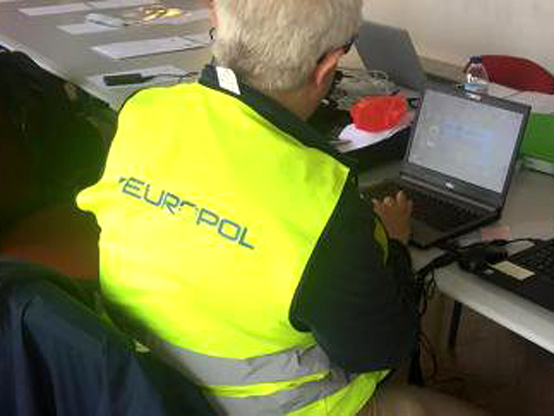 Европол провел спецоперацию против торговцев детьми. Арестовано 70 человек