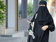 Саудовским женщинам позволили выезжать за границу и становиться опекунами своих детей без разрешения мужа или отца