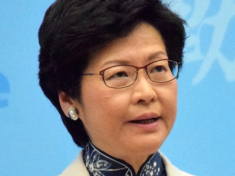 Пекин отверг предложение главы администрации Гонконга Кэрри Лэм полностью отказаться от законопроекта об экстрадиции и приказал ей не уступать никаким другим требованиям протестующих