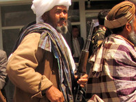 По словам главы Госдепартамента, талибы должны "взять на себя значимые обязательства", а также показать "способность выполнять свои обещания". "Мы уменьшим численность наших сил только, если будут выполнены некоторые условия", - добавил он