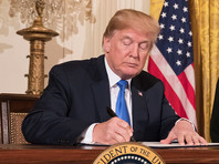 Первый иммиграционный указ Трампа "О защите страны от въезда иностранных террористов" был подписан 27 января 2017 года и стал самым резонансным решением за первые дни работы новой администрации