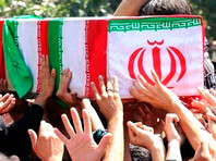 После убийства Сулеймани в Иране прошли массовые антиамериканские акции. Верховный лидер Ирана аятолла Али Хаменеи пообещал, что убийство Касема Сулеймани не останется без отмщения

