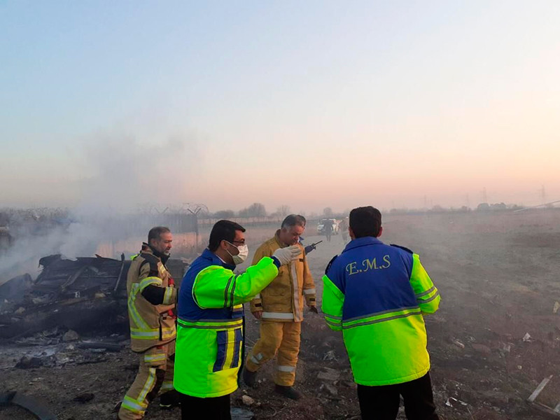 Пассажирский самолет со 180 пассажирами на борту упал в тегеранском аэропорту имени имама Хомейни в среду

