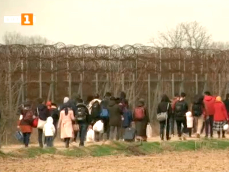 Болгария усилила охрану границы после отказа Турции сдерживать поток беженцев в Европу