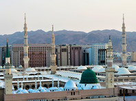 Две главные святыни ислама - Большая (Заповедная) мечеть в Мекке и Мечеть пророка в Медине - закрываются на неопределенное время из-за вспышки заболевания, вызываемого коронавирусом нового типа
