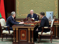 Президент Белоруссии Александр Лукашенко заявил, что обсудит с российским коллегой Владимиром Путиным закрытие границы со стороны РФ в связи с коронавирусом
