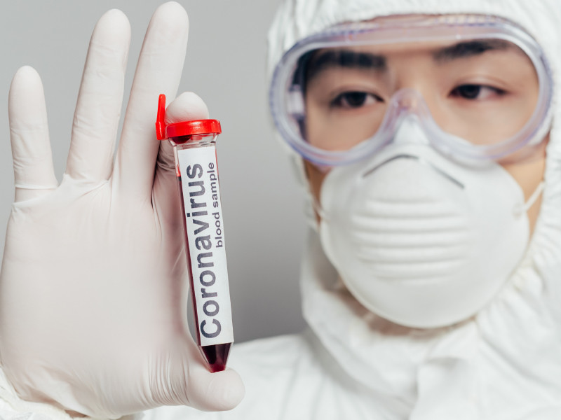 Китайские ученые и эксперты в области здравоохранения, участвующие в борьбе страны с коронавирусом, считают, что худшее уже позади
