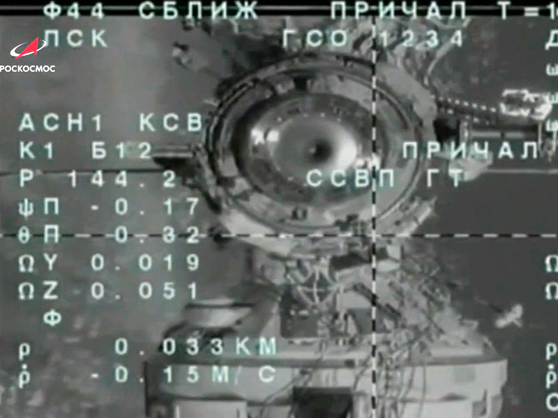 Транспортный пилотируемый корабль "Союз МС-16" с российско-американским экипажем пристыковался к Международной космической станции (МКС) в автоматическом режиме