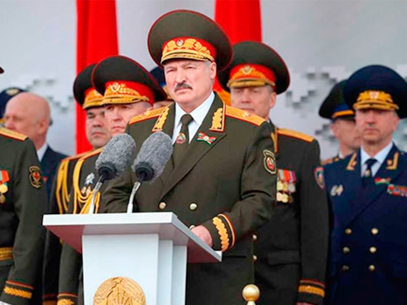 Белоруссия стала единственной страной на постсоветском пространстве, где прошел масштабный военный парад в честь 75-летия Победы в Великой Отечественной войне

