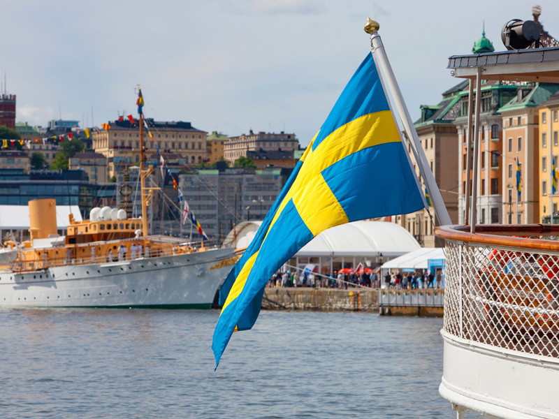 "Бескарантинной" Швеции предрекли экономический спад и рост безработицы