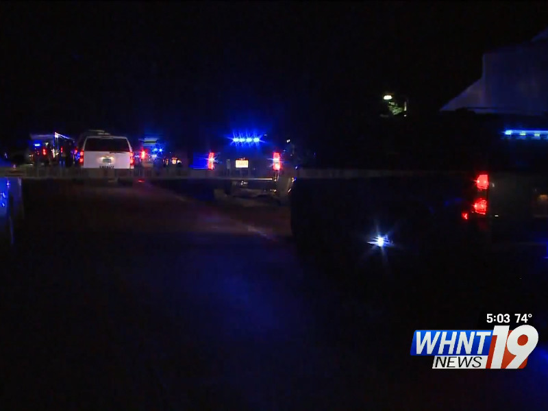  Полиция Алабамы расследует убийство семи человек 		
