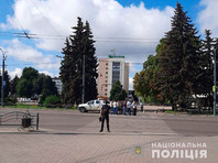 МВД Украины установило личность вооруженного мужчины, захватившего в городе Луцке Волынской области автобус с пассажирами